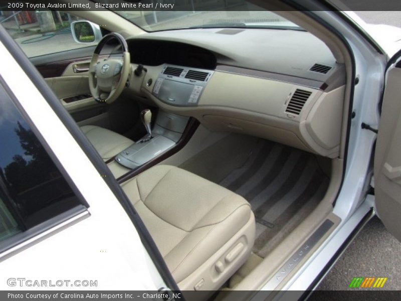 Blizzard White Pearl / Ivory 2009 Toyota Avalon Limited