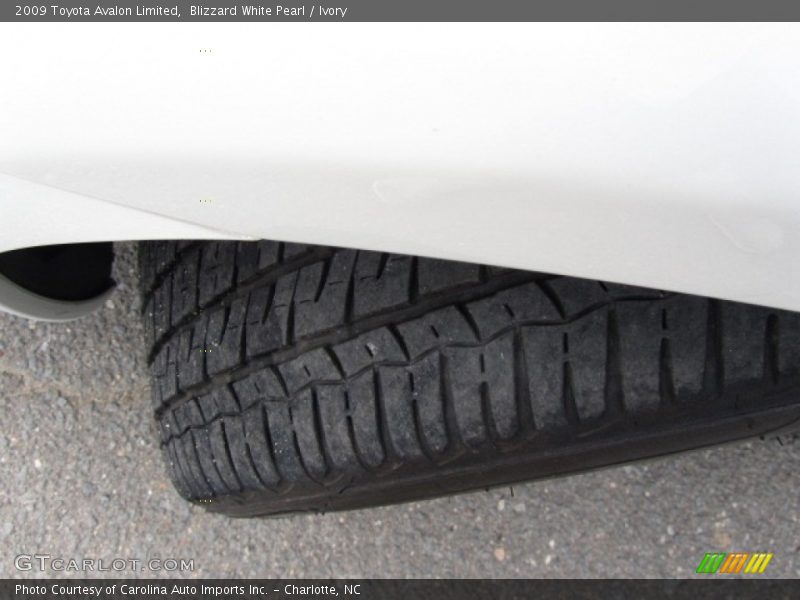 Blizzard White Pearl / Ivory 2009 Toyota Avalon Limited
