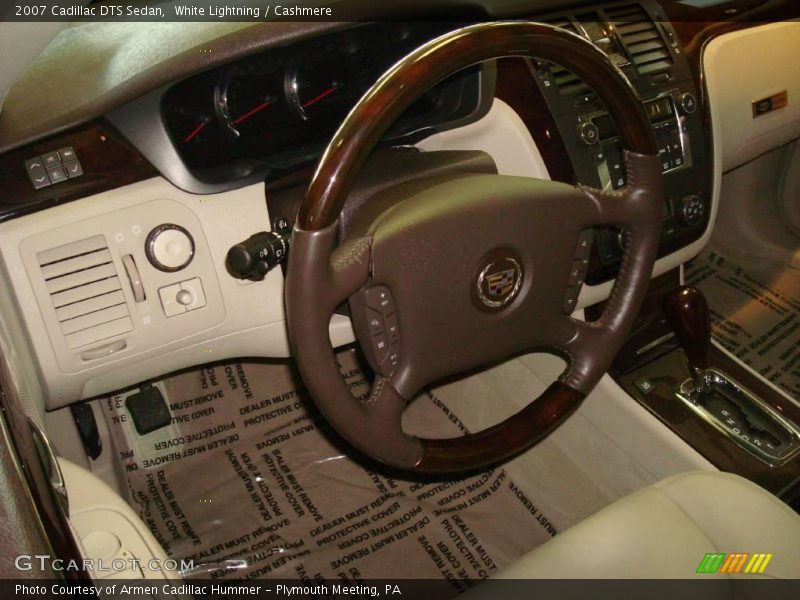 White Lightning / Cashmere 2007 Cadillac DTS Sedan