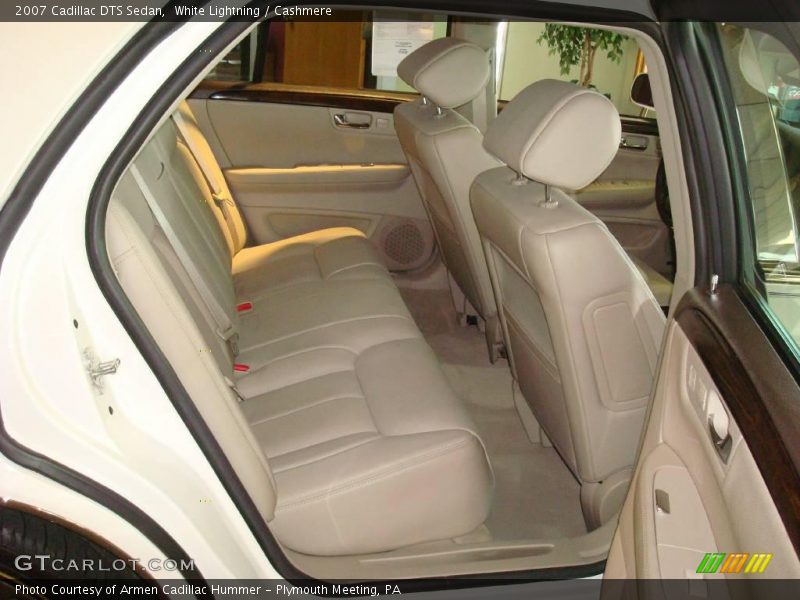 White Lightning / Cashmere 2007 Cadillac DTS Sedan