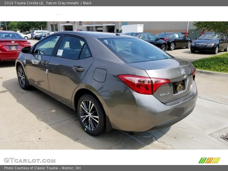 Falcon Gray metallic / Black 2019 Toyota Corolla LE