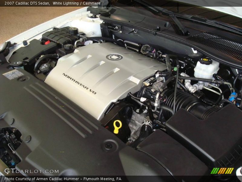 White Lightning / Cashmere 2007 Cadillac DTS Sedan