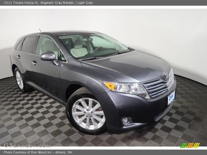 Magnetic Gray Metallic / Light Gray 2011 Toyota Venza I4