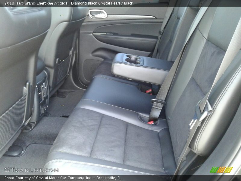 Diamond Black Crystal Pearl / Black 2018 Jeep Grand Cherokee Altitude