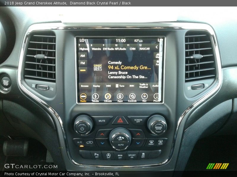 Diamond Black Crystal Pearl / Black 2018 Jeep Grand Cherokee Altitude