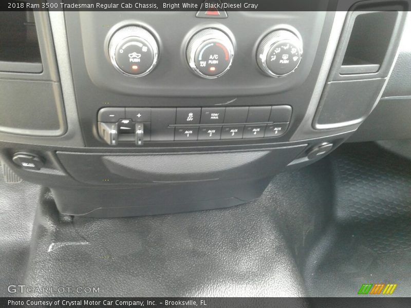 Bright White / Black/Diesel Gray 2018 Ram 3500 Tradesman Regular Cab Chassis