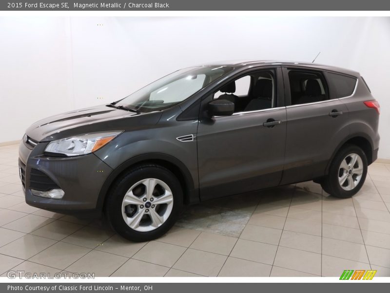 Magnetic Metallic / Charcoal Black 2015 Ford Escape SE