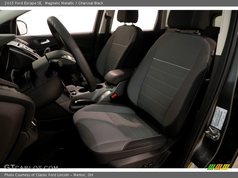 Magnetic Metallic / Charcoal Black 2015 Ford Escape SE