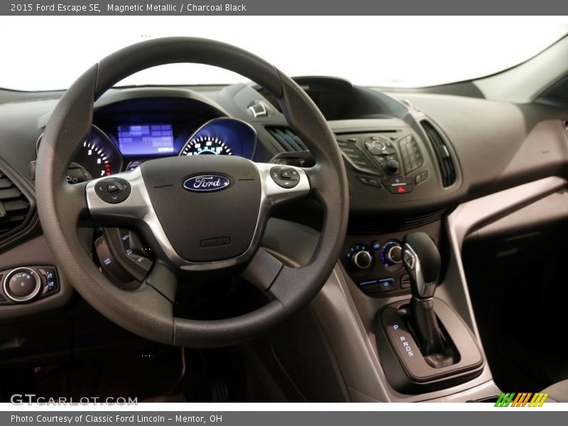 Magnetic Metallic / Charcoal Black 2015 Ford Escape SE