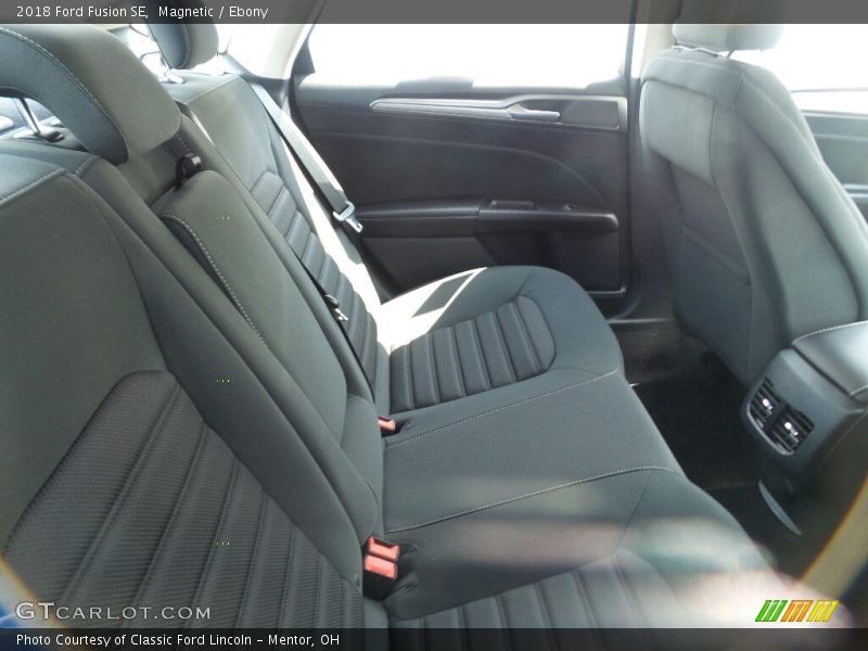 Magnetic / Ebony 2018 Ford Fusion SE