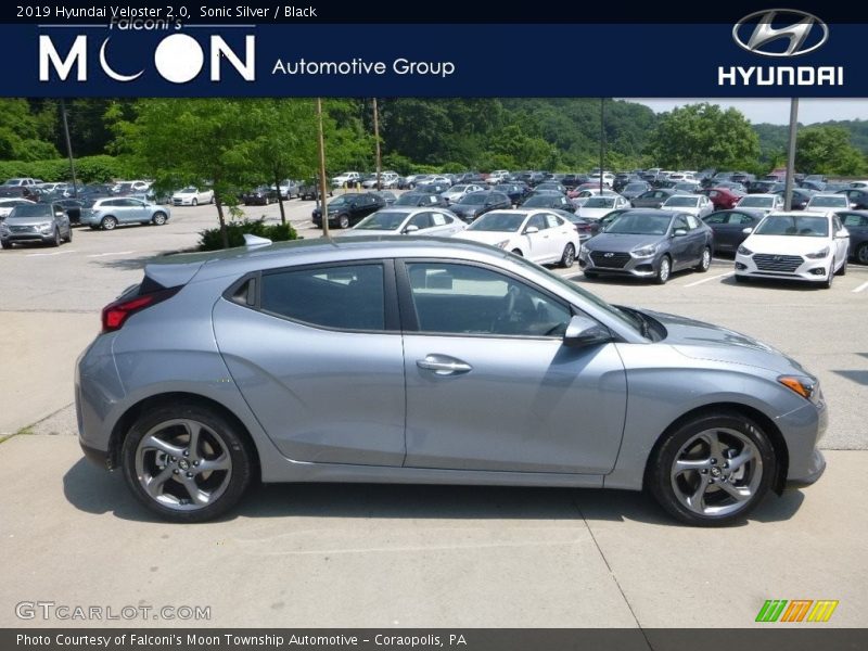 Sonic Silver / Black 2019 Hyundai Veloster 2.0