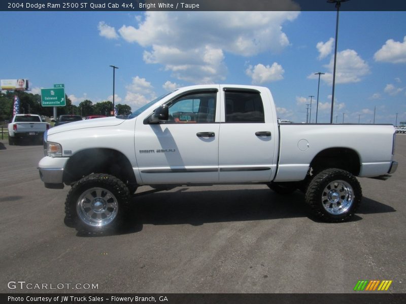 Bright White / Taupe 2004 Dodge Ram 2500 ST Quad Cab 4x4