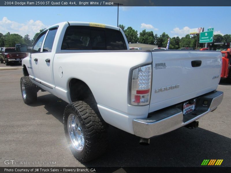 Bright White / Taupe 2004 Dodge Ram 2500 ST Quad Cab 4x4