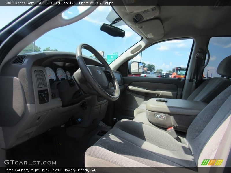 Bright White / Taupe 2004 Dodge Ram 2500 ST Quad Cab 4x4