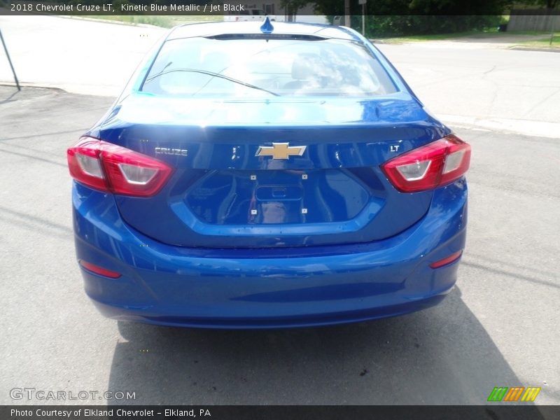 Kinetic Blue Metallic / Jet Black 2018 Chevrolet Cruze LT