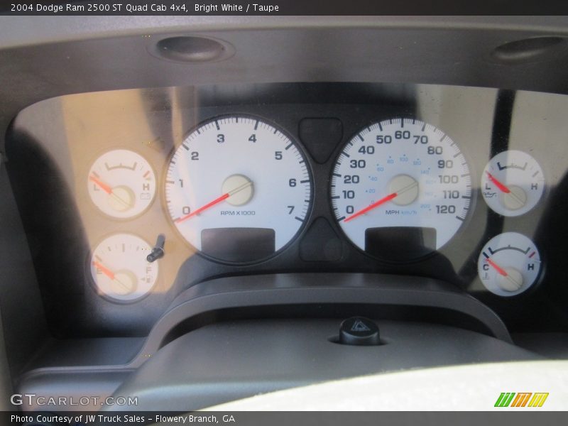 Bright White / Taupe 2004 Dodge Ram 2500 ST Quad Cab 4x4