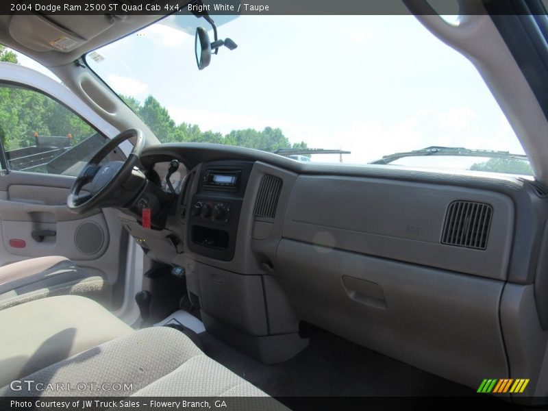 Bright White / Taupe 2004 Dodge Ram 2500 ST Quad Cab 4x4