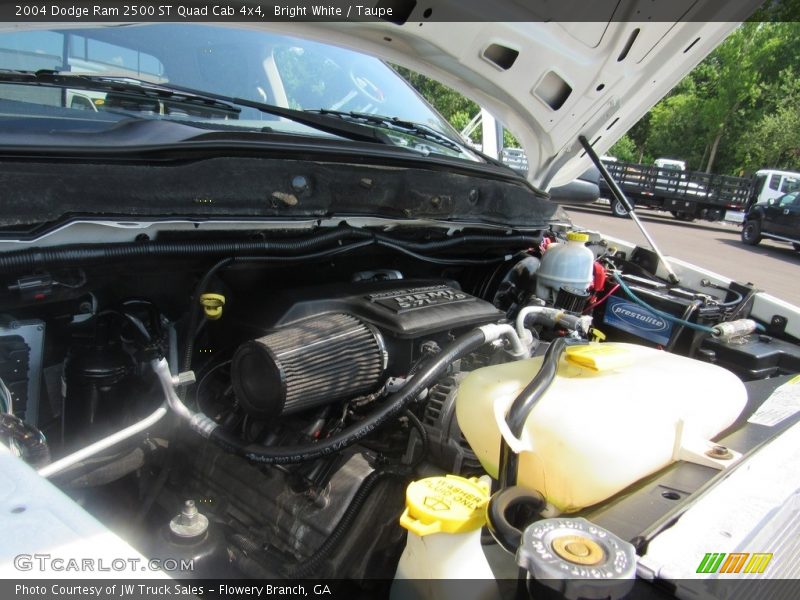 Bright White / Taupe 2004 Dodge Ram 2500 ST Quad Cab 4x4