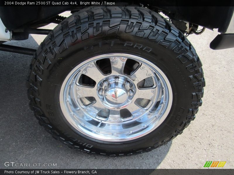 Bright White / Taupe 2004 Dodge Ram 2500 ST Quad Cab 4x4