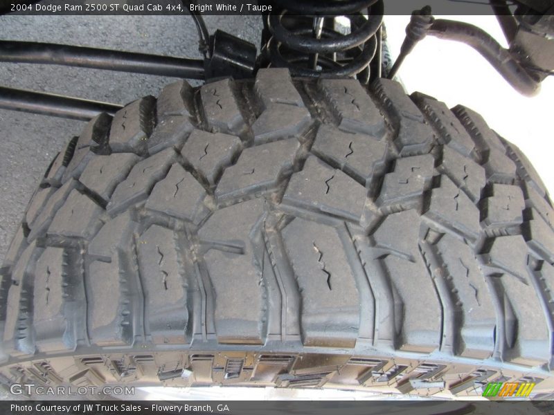 Bright White / Taupe 2004 Dodge Ram 2500 ST Quad Cab 4x4
