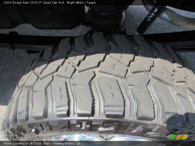 Bright White / Taupe 2004 Dodge Ram 2500 ST Quad Cab 4x4