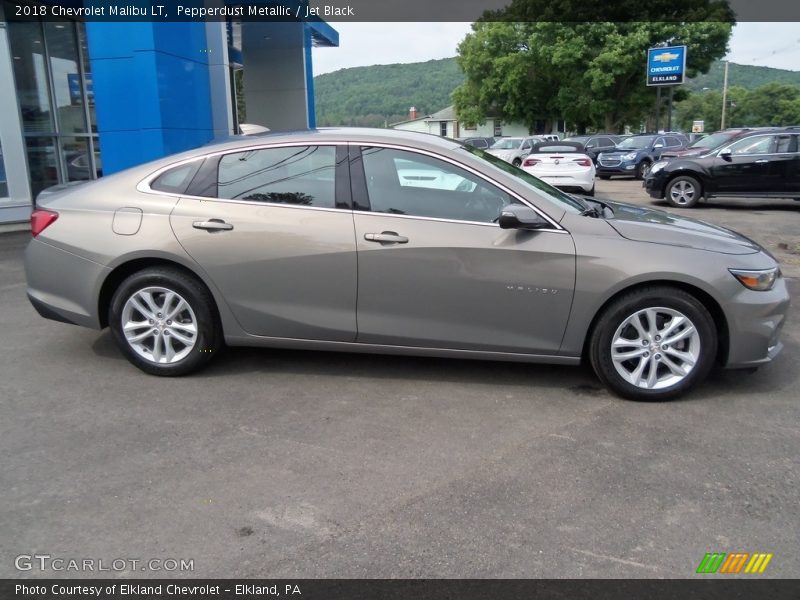 Pepperdust Metallic / Jet Black 2018 Chevrolet Malibu LT