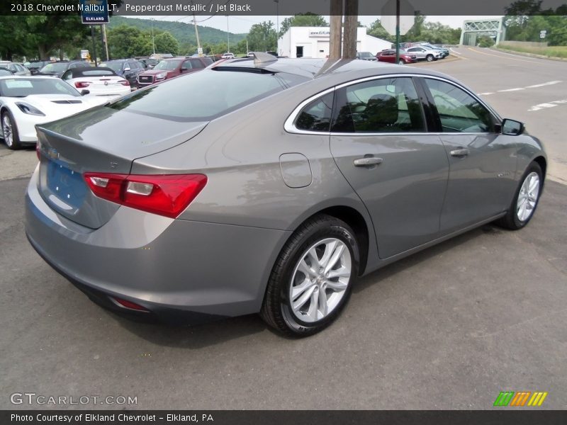 Pepperdust Metallic / Jet Black 2018 Chevrolet Malibu LT