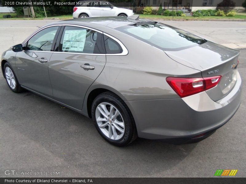Pepperdust Metallic / Jet Black 2018 Chevrolet Malibu LT
