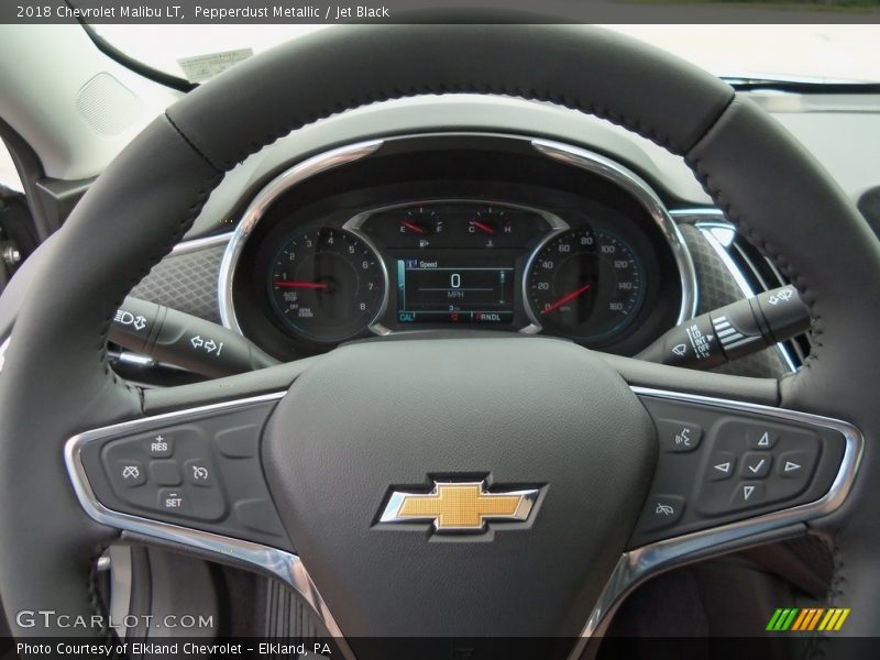 Pepperdust Metallic / Jet Black 2018 Chevrolet Malibu LT
