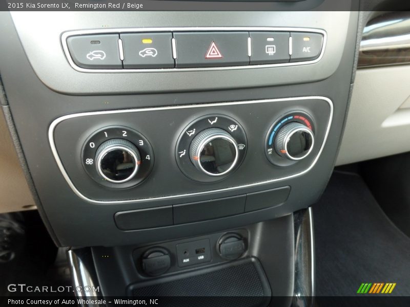 Remington Red / Beige 2015 Kia Sorento LX