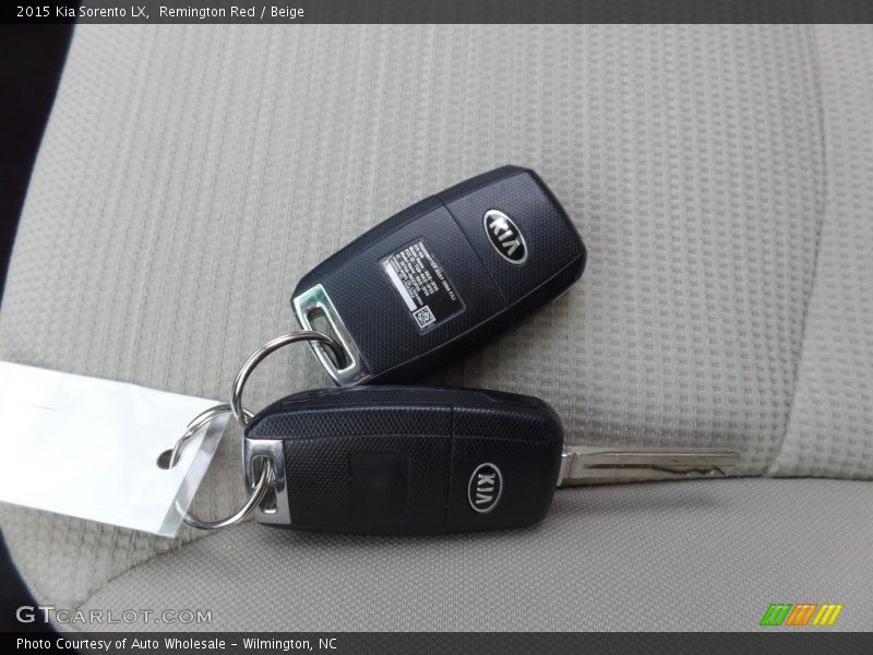 Remington Red / Beige 2015 Kia Sorento LX