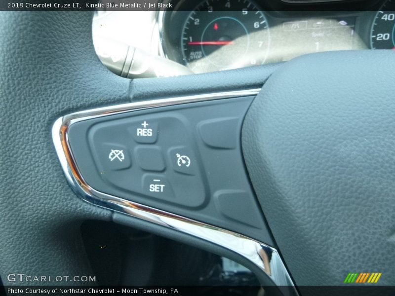 Kinetic Blue Metallic / Jet Black 2018 Chevrolet Cruze LT