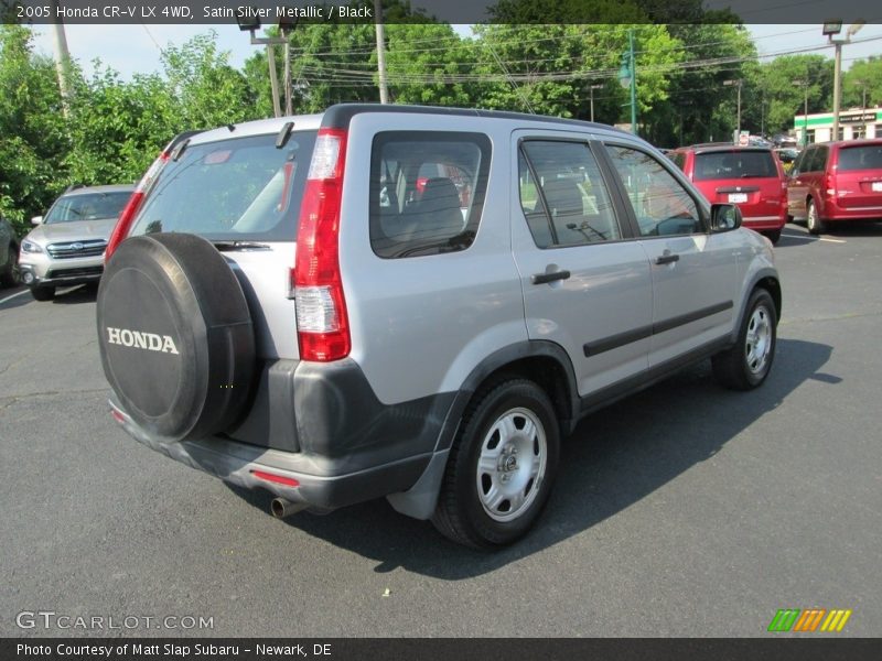 Satin Silver Metallic / Black 2005 Honda CR-V LX 4WD