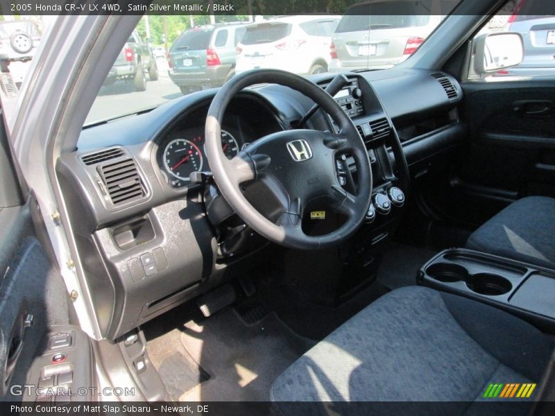 Satin Silver Metallic / Black 2005 Honda CR-V LX 4WD