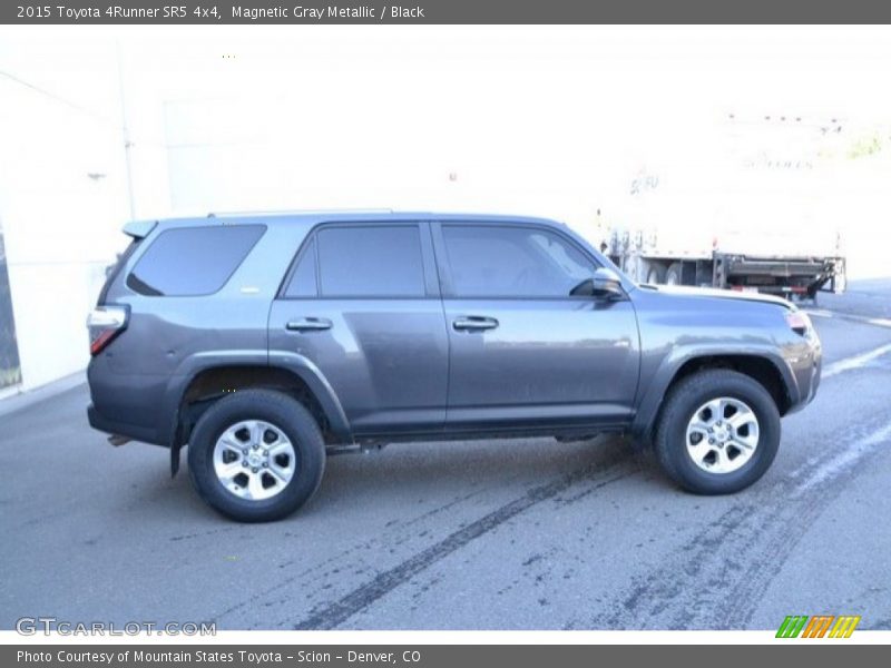 Magnetic Gray Metallic / Black 2015 Toyota 4Runner SR5 4x4