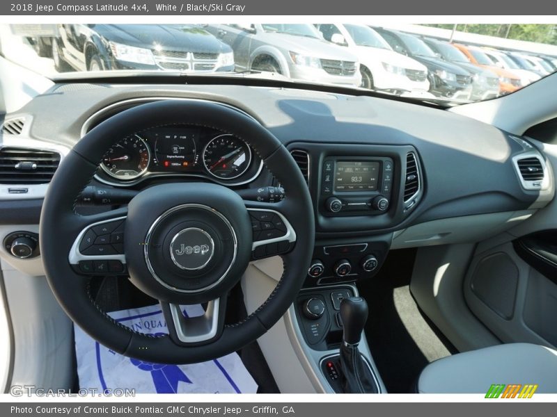 White / Black/Ski Gray 2018 Jeep Compass Latitude 4x4