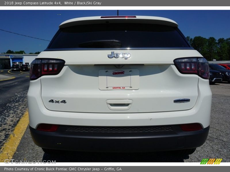 White / Black/Ski Gray 2018 Jeep Compass Latitude 4x4