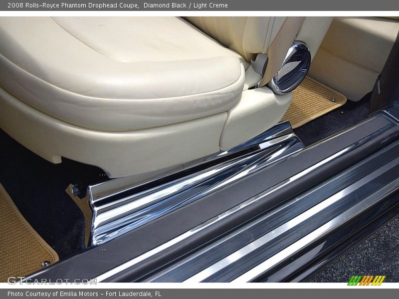 Diamond Black / Light Creme 2008 Rolls-Royce Phantom Drophead Coupe