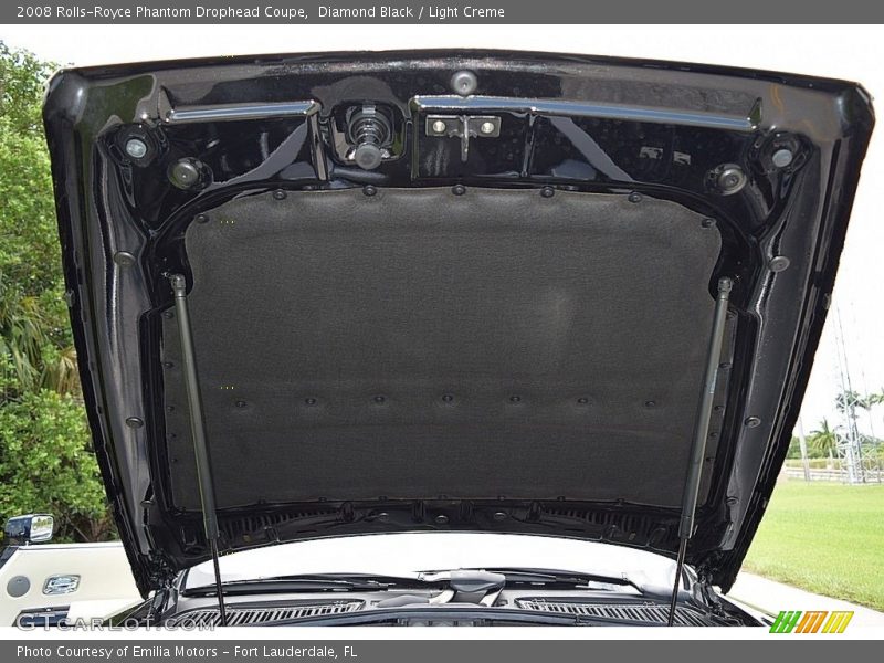 Diamond Black / Light Creme 2008 Rolls-Royce Phantom Drophead Coupe