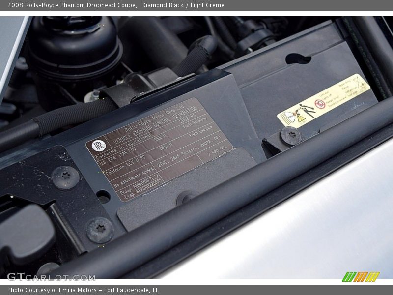 Diamond Black / Light Creme 2008 Rolls-Royce Phantom Drophead Coupe