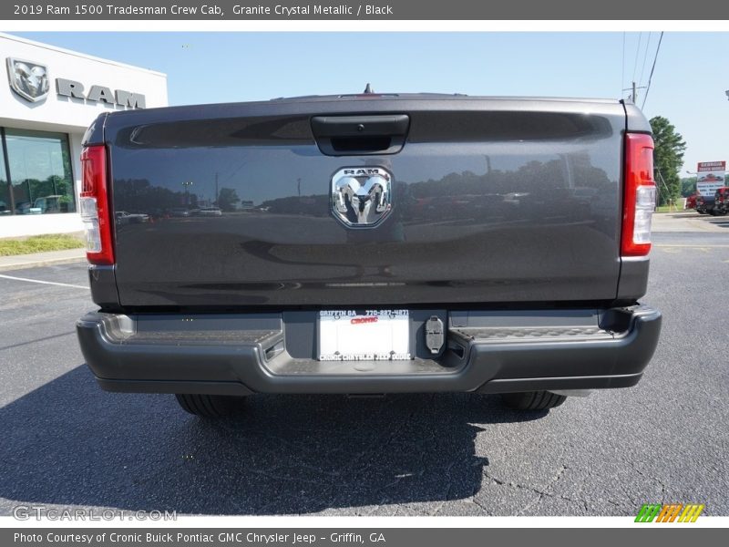 Granite Crystal Metallic / Black 2019 Ram 1500 Tradesman Crew Cab
