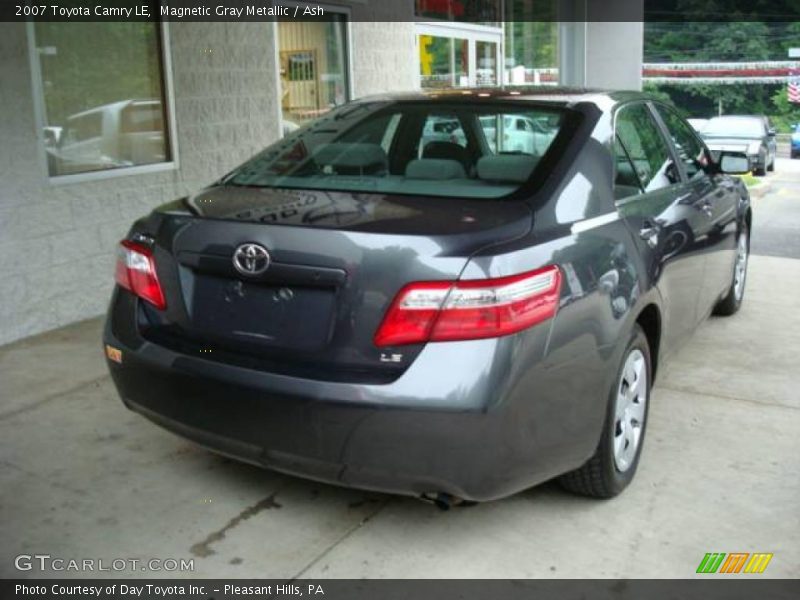 Magnetic Gray Metallic / Ash 2007 Toyota Camry LE