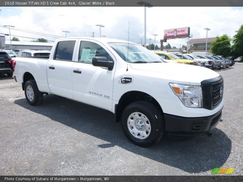 Front 3/4 View of 2018 TITAN XD S Crew Cab 4x4