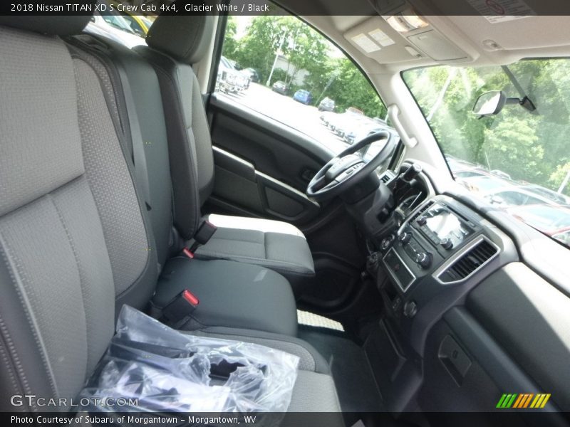 Glacier White / Black 2018 Nissan TITAN XD S Crew Cab 4x4