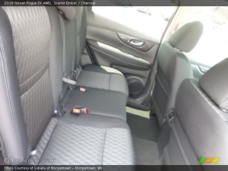 Scarlet Ember / Charcoal 2018 Nissan Rogue SV AWD