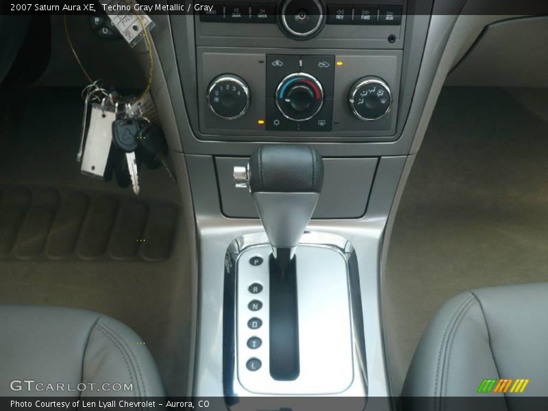 Techno Gray Metallic / Gray 2007 Saturn Aura XE
