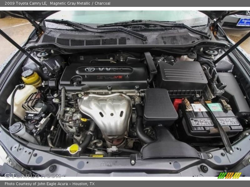 Magnetic Gray Metallic / Charcoal 2009 Toyota Camry LE