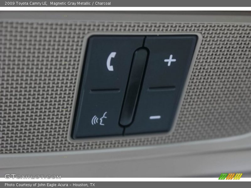 Magnetic Gray Metallic / Charcoal 2009 Toyota Camry LE