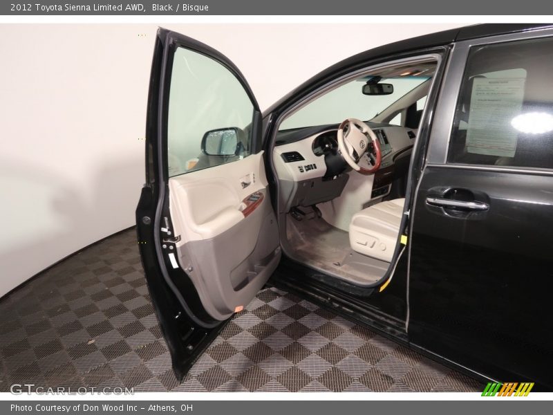 Black / Bisque 2012 Toyota Sienna Limited AWD