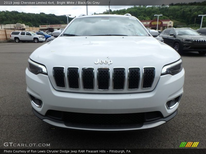 Bright White / Black/Ski Grey 2019 Jeep Cherokee Limited 4x4